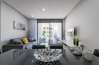 New 2 Bedroom with Terrace - Center of Jerusalem - image 1