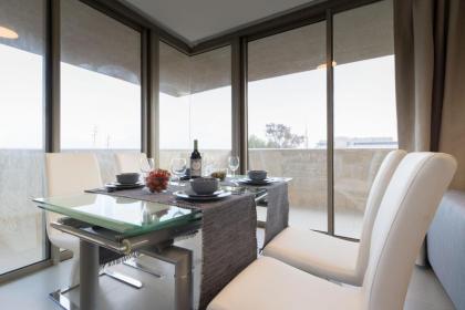 Luxury Two-Bedroom Apartment With Terrace Over Old City View - image 10