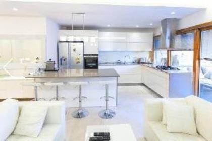 King David Residence Luxury 4 BD/Pool/Gym/Parking - image 20