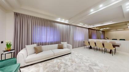 M - Boutique apartment in the heart of Jerusalem - image 3