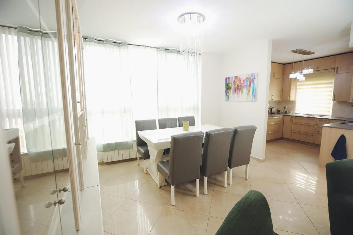 Art Apartment In Mamila - Parking Best Location 2 - image 7