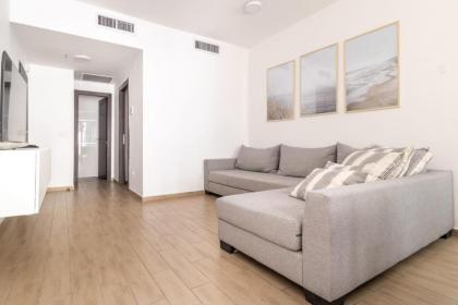 JAFFA- Beautiful 3 bedroom apartment best location - image 13