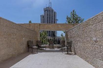 luxury HAUMAJERUS apartments-אירוח יוקרתי בירושלים - image 17