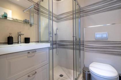 Luxury 2BDR - 2BR Mamilla - image 5