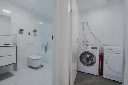 Cozy 1BR in Agripas Jerusalem By Holiday Rentals - image 10