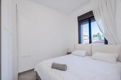 Amazing 2BR Agripas Jerusalem By Holiday Rentals - image 13