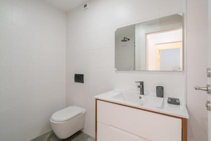 Amazing 2BR Agripas Jerusalem By Holiday Rentals - image 14