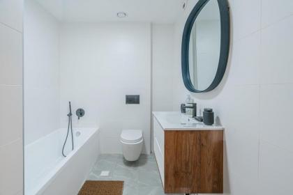 Amazing 2BR Agripas Jerusalem By Holiday Rentals - image 15