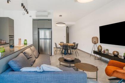 Amazing 2BR Agripas Jerusalem By Holiday Rentals - image 4