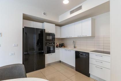 Luxury and Large 2 Bedroom - Rav Kuk Residence - image 11