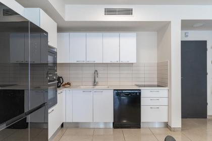 Luxury and Large 2 Bedroom - Rav Kuk Residence - image 12