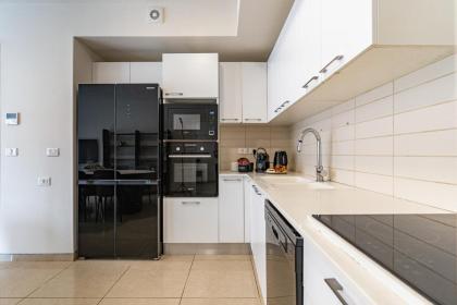 Luxury and Large 2 Bedroom - Rav Kuk Residence - image 13