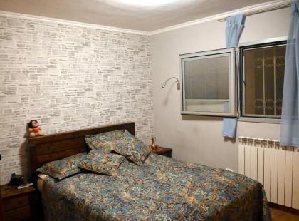 Comfortable three bedroom cottage - image 2