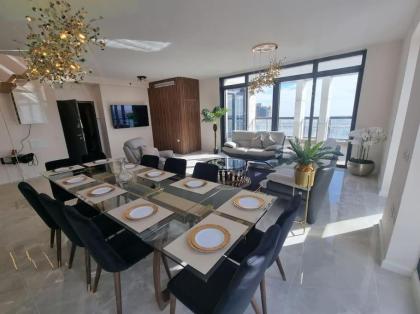 JTower Royal Suites - The Penthouse - Alefimmoed - image 2